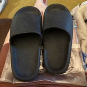 Unbranded Slides Sandals Size 8 Black item 0026